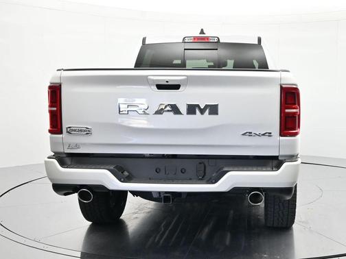 Ivory White Tri-Coat Pearlcoat 2026 RAM 1500 Longhorn