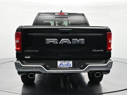 Diamond Black Crystal Pearlcoat 2026 RAM 1500 Big Horn/Lone Star
