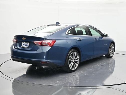 Lakeshore Blue Metallic 2024 Chevrolet Malibu FWD 2LT
