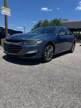 Lakeshore Blue Metallic 2024 Chevrolet Malibu FWD 2LT