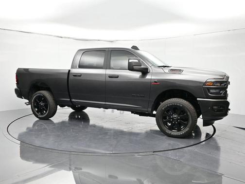 2025 RAM 2500 Big Horn Crew Cab 4x4 6'4' Box
