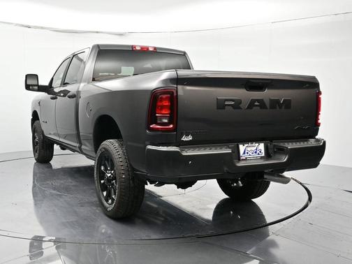 2025 RAM 2500 Big Horn Crew Cab 4x4 6'4' Box