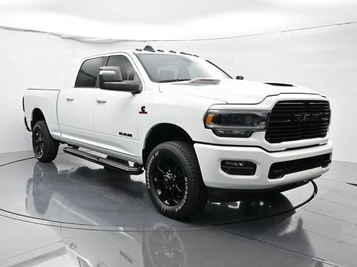 2024 RAM 2500 Laramie Crew Cab 4x4 6'4' Box