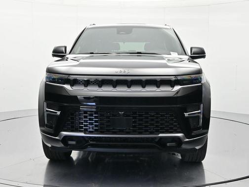 High Gloss Black 2026 Jeep Grand Wagoneer Limited Reserve 4x4