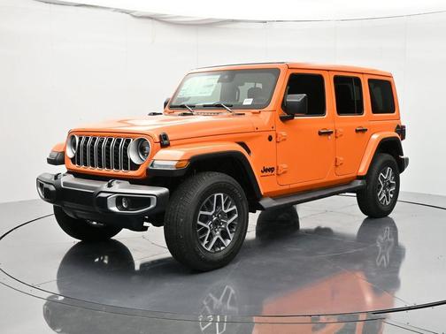 2025 Jeep Wrangler 4-Door Sahara 4x4