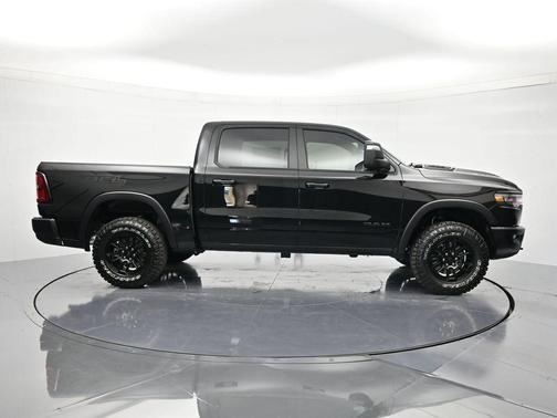 Diamond Black Crystal Pearlcoat 2026 RAM 1500 Rebel