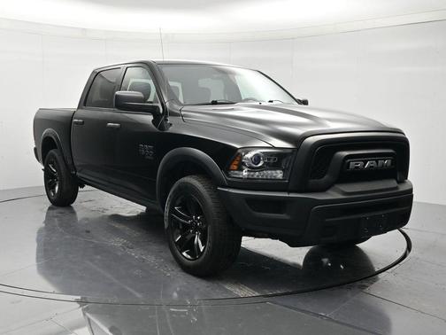 Diamond Black Crystal Pearlcoat 2024 RAM 1500 Classic Warlock Crew Cab 4x4 5'7' Box