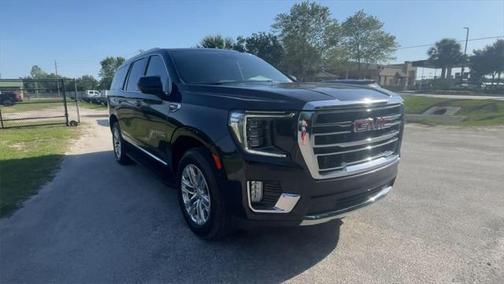 2023 GMC Yukon SLT