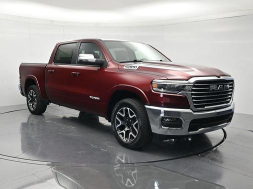 Delmonico Red Pearlcoat 2025 RAM 1500 Laramie