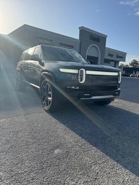 Rivian Blue 2023 Rivian R1S Adventure