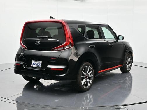 2021 Kia Soul GT-Line