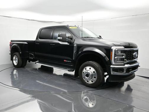 2023 Ford F-450 Lariat