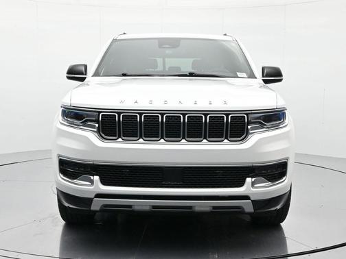 2024 Jeep Wagoneer L Series II 4x2