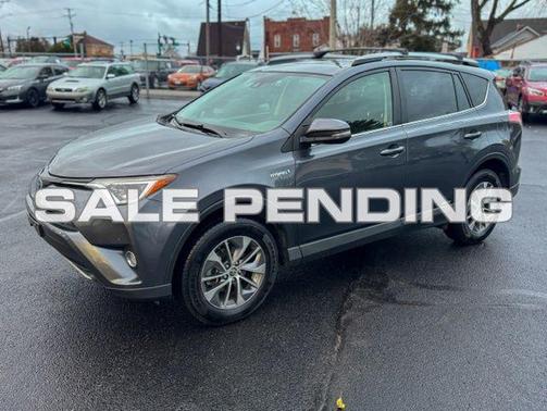 2017 Toyota RAV4 Hybrid XLE