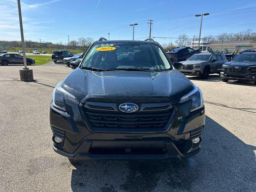 Crystal Black Silica 2023 Subaru Forester Limited