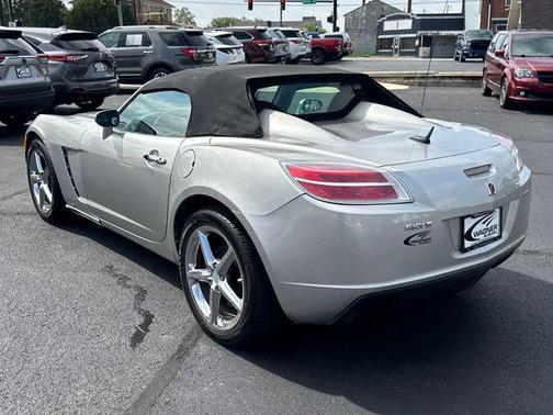 2008 Saturn Sky Red Line