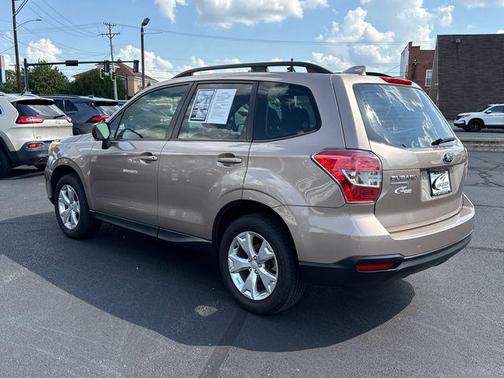 2016 Subaru Forester 2.5i