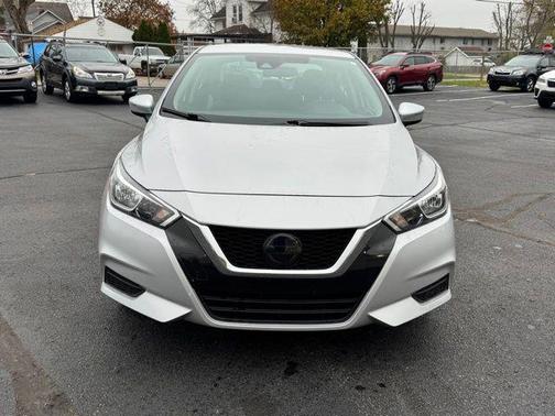 2021 Nissan Versa 1.6 SV