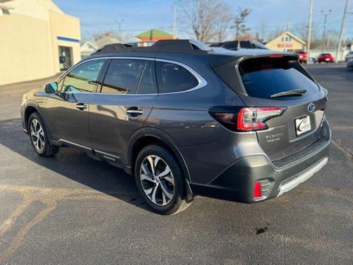 2021 Subaru Outback Touring