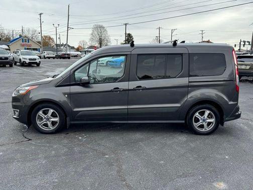 2019 Ford Transit Connect Titanium w/Rear Liftgate
