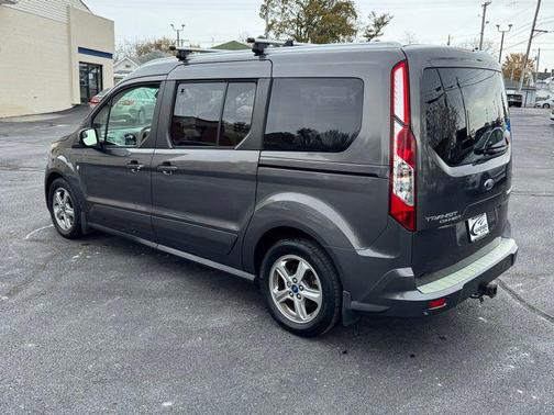 2019 Ford Transit Connect Titanium w/Rear Liftgate