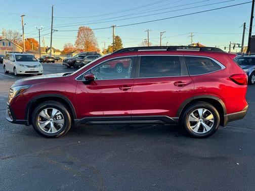 2024 Subaru Ascent Premium 8-Passenger