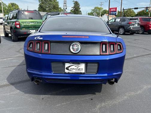 2014 Ford Mustang V6