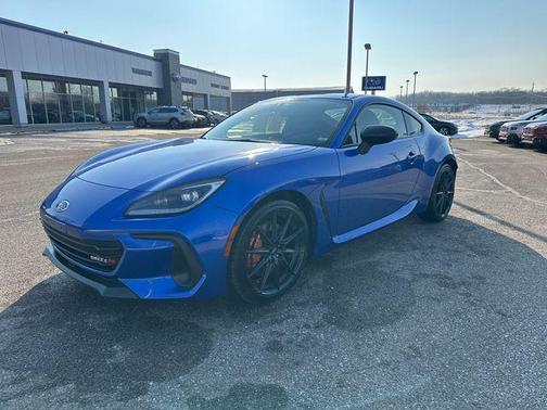 2025 Subaru BRZ tS