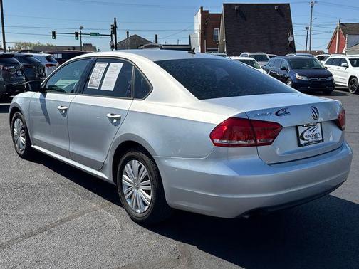 2015 Volkswagen Passat 1.8T Auto S