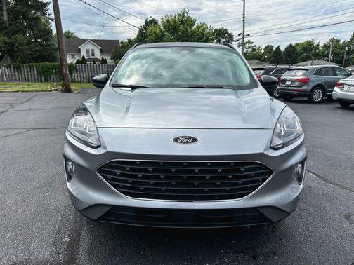 Iconic Silver Metallic 2022 Ford Escape SEL