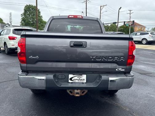2014 Toyota Tundra SR5