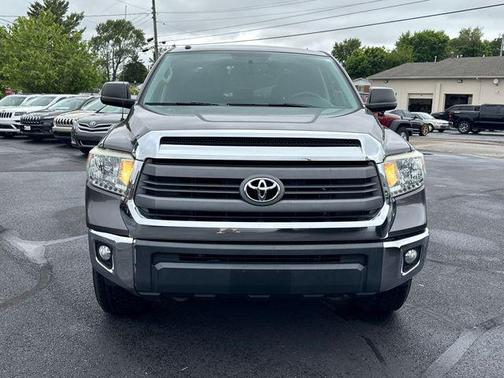 2014 Toyota Tundra SR5