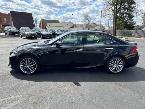 2015 Lexus IS 250 Crafted Line