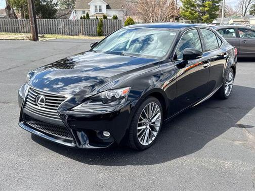 2015 Lexus IS 250 Crafted Line