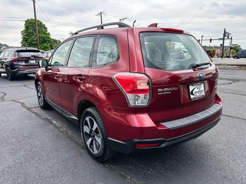 Venetian Red Pearl 2017 Subaru Forester 2.5i