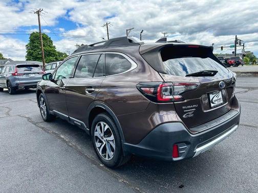Cinnamon Brown Pearl 2021 Subaru Outback Touring