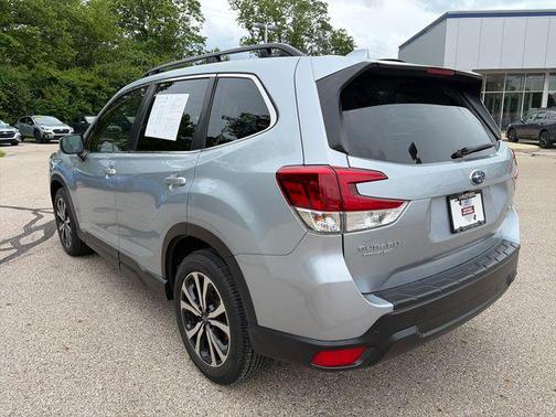 Ice Silver Metallic 2023 Subaru Forester Limited