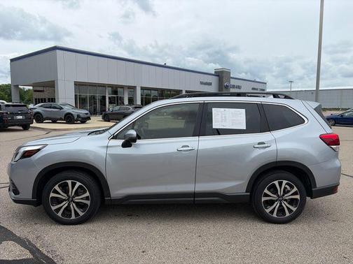 Ice Silver Metallic 2023 Subaru Forester Limited