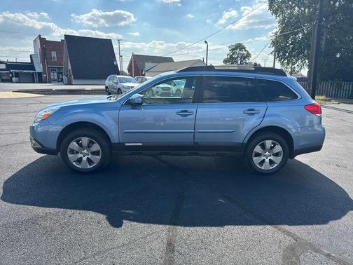 2012 Subaru Outback 2.5i Premium