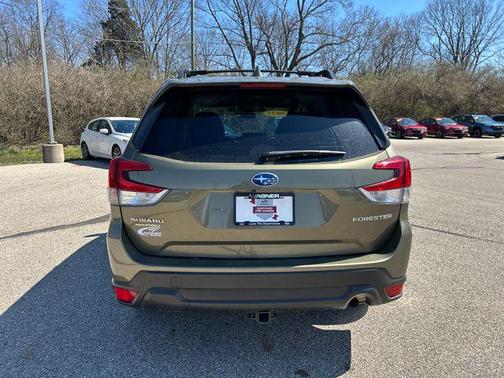 Autumn Green Metallic 2023 Subaru Forester Premium