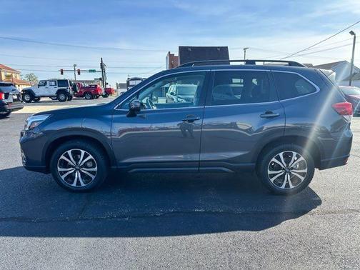 Magnetite Gray Metallic 2021 Subaru Forester Limited