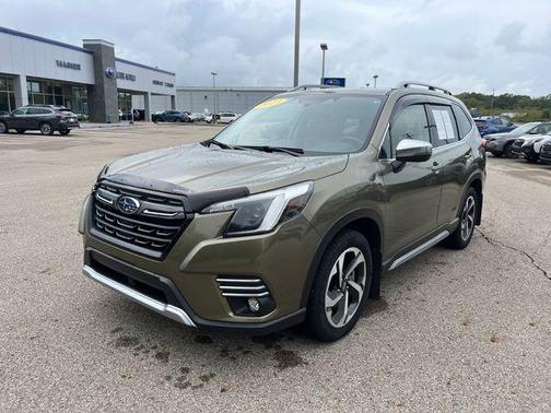 2023 Subaru Forester Touring
