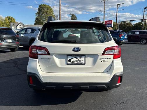 2019 Subaru Outback 2.5i