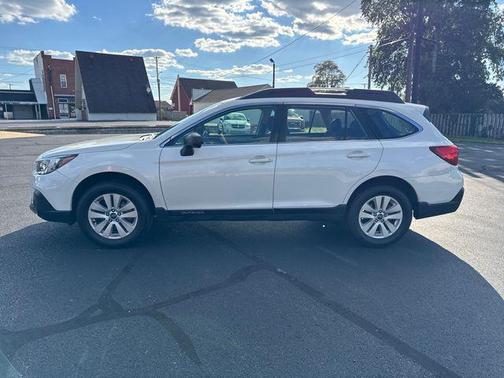 2019 Subaru Outback 2.5i