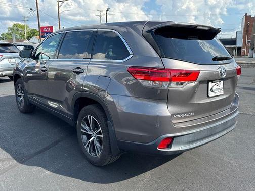 2018 Toyota Highlander LE I4