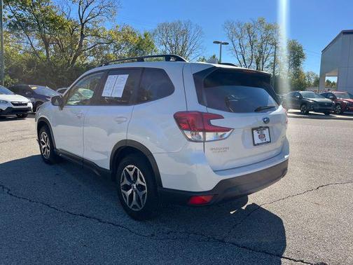 2023 Subaru Forester Premium