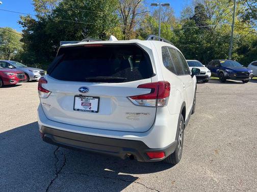 2023 Subaru Forester Premium