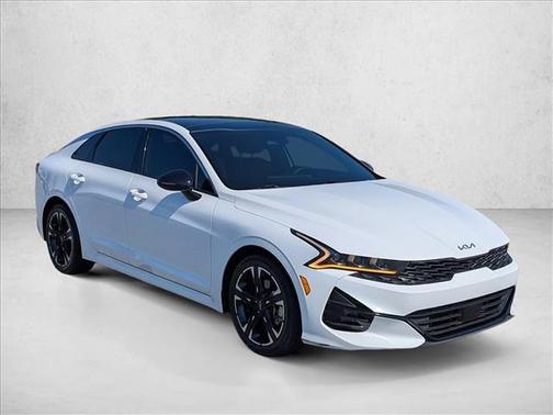 Glacial White Pearl 2023 Kia K5 GT-Line