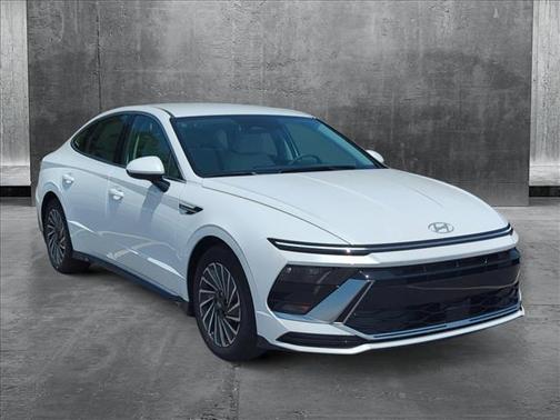 2024 Hyundai SONATA Hybrid SE