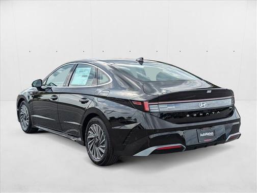 2024 Hyundai SONATA Hybrid Limited